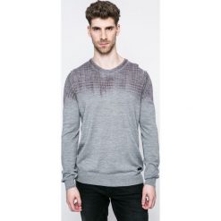 Trussardi Jeans - Sweter. Szare swetry męskie Trussardi Jeans, m, bez wzorów, z wełny, z okrągłym kołnierzem, bez kaptura. W wyprzedaży za 299,90 zł.