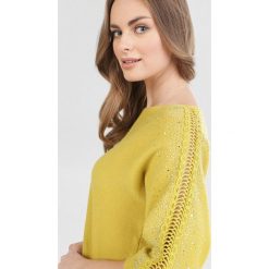 Jasnozielony Sweter Ryrrya. Zielone swetry damskie Born2be, s, bez wzorów, bez rękawów, bez kaptura. Za 99,99 zł.