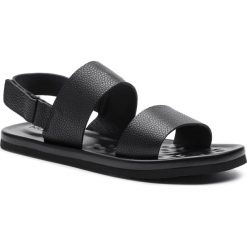 Sandały KAZAR - Herbert 37135-01-00 Black. Czarne klapki męskie Kazar, w paski, ze skóry. Za 349,00 zł.