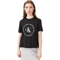 Calvin Klein Koszulka Czarny. Czarne koszulki damskie Calvin Klein, s, z nadrukiem, z bawełny, bez kołnierzyka, z krótkim rękawem. Za 204,95 zł.