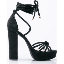 Public Desire - Sandały. Czarne sandały damskie na słupku marki Public Desire, z gumy. W wyprzedaży za 79,90 zł.