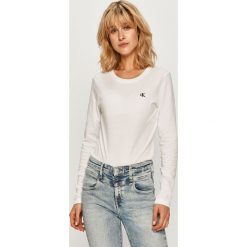 Calvin Klein Jeans - Longsleeve. Czarne bluzki damskie Calvin Klein Jeans, s, z aplikacjami, z bawełny, casualowe, z okrągłym kołnierzem. Za 179,90 zł.
