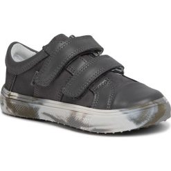 Sneakersy BARTEK - 15607-5/GR9 Szary. Szare trampki chłopięce Bartek, bez wzorów, ze skóry, na rzepy. W wyprzedaży za 129,00 zł.