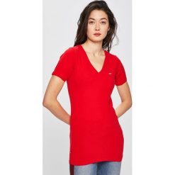 Tommy Jeans - Top. Czerwone bluzki damskie Tommy Jeans, s, bez wzorów, z elastanu, casualowe, bez kołnierzyka. W wyprzedaży za 69,90 zł.