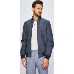 Medicine - Kurtka bomber Smart Adventure. Niebieskie płaszcze męskie marki MEDICINE, s, bez wzorów, z bawełny, krótkie, bez kaptura. Za 299,90 zł.