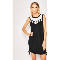 Sukienka codzienna Liu Jo Sport TA0144 F0715. Czarne sukienki damskie Liu Jo Sport, na co dzień, l, bez wzorów, z elastanu, sportowe, bez kołnierzyka, bez rękawów, proste. W wyprzedaży za 319,00 zł.