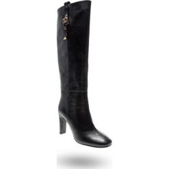 KOZAKI EMPORIO ARMANI. Czarne półbuty damskie Emporio Armani, na co dzień, bez wzorów, ze skóry, bez obcasa, na obcasie, na zamek. Za 1214,50 zł.