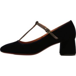 Chie Mihara TURNOUT Czółenka navy/ginza oro. Niebieskie czółenka Chie Mihara, z materiału. Za 999,00 zł.