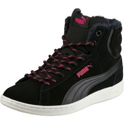 Puma Damskie Obuwie Zimowe Vikky Mid Corduroy Black 38. Czarne buty sportowe damskie Puma, bez wzorów, ze skóry, eleganckie, trekkingowe, puma vikky. W wyprzedaży za 209,00 zł.