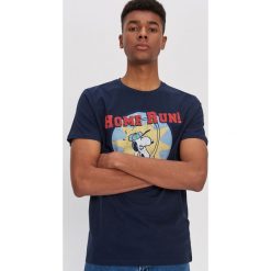 Koszulka z nadrukiem Snoopy - Granatowy. Niebieskie koszulki męskie House, s, z nadrukiem, bez kołnierzyka, bez rękawów. Za 39,99 zł.
