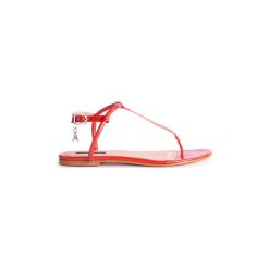 Sandały Patrizia Pepe DV4216/AQ45-R376. Czerwone sandały damskie Patrizia Pepe, bez wzorów, bez obcasa, bez zapięcia. Za 259,00 zł.