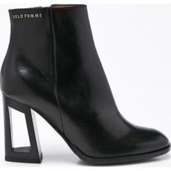 Buty zimowe damskie: Solo Femme - Botki
