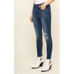Jeansy Skinny Fit Levi's® 720™ 73941-0008. Niebieskie jeansy damskie s. W wyprzedaży za 299,00 zł.