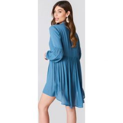 Glamorous Sukienka z obszernymi rękawami - Blue. Niebieskie sukienki na komunię marki Glamorous, bez kołnierzyka. Za 161,95 zł.