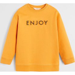 Mango Kids - Bluza dziecięca Anymore 110-164 cm. Żółte bluzy chłopięce Mango Kids, z nadrukiem, z bawełny, bez rękawów, bez kaptura. Za 69,90 zł.
