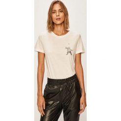 Vero Moda - T-shirt. Czarne bluzki damskie Vero Moda, s, z nadrukiem, z bawełny, casualowe, z okrągłym kołnierzem, z krótkim rękawem. W wyprzedaży za 49,90 zł.