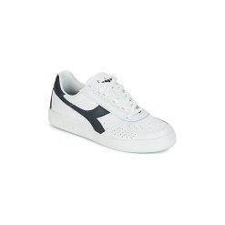 Buty Diadora B.ELITE. Białe trampki i tenisówki damskie Diadora, bez wzorów, bez zapięcia. Za 314,10 zł.