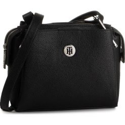 Torebka TOMMY HILFIGER - Th Core Crossover AW0AW07303 BDS. Czarne listonoszki damskie TOMMY HILFIGER, na co dzień, bez wzorów, ze skóry ekologicznej, eleganckie, bez dodatków. Za 449,00 zł.