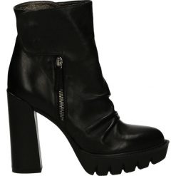 Botki - 187 Q NER J15. Brązowe botki damskie lity marki Venezia, ze skóry. Za 239,00 zł.