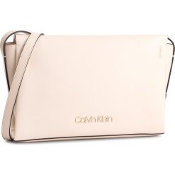 Torebka CALVIN KLEIN - Avant Ew Crossbody K60K605058 064. Brązowe listonoszki damskie Calvin Klein, bez wzorów, ze skóry ekologicznej, bez dodatków. W wyprzedaży za 289,00 zł.