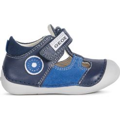 Geox - Sandały dziecięce. Niebieskie sandały chłopięce Geox, ze skóry, z okrągłym noskiem, bez zapięcia. Za 219,90 zł.