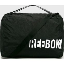Reebok - Torba. Czarne torebki damskie sportowe marki Reebok, w paski, z poliesteru, sportowe, na ramię. Za 149,90 zł.