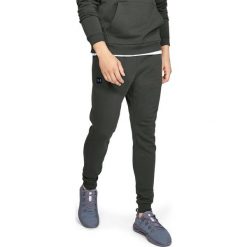 Under Armour Rival Spodnie dresowe Szary. Szare spodnie męskie Under Armour, xs, bez wzorów, z bawełny. Za 257,95 zł.