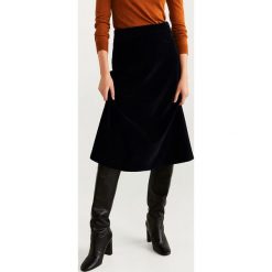 Mango - Spódnica Farrah. Zielone spódniczki damskie Mango, na co dzień, s, bez wzorów, z elastanu, casualowe, midi, rozkloszowane. Za 139,90 zł.