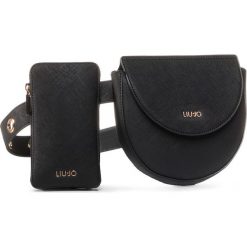 Saszetka nerka LIU JO - Belt Bag NA0177 E0502 Nero 22222. Czarne nerki damskie Liu Jo, bez wzorów, ze skóry ekologicznej, wizytowe, bez dodatków. W wyprzedaży za 309,00 zł.