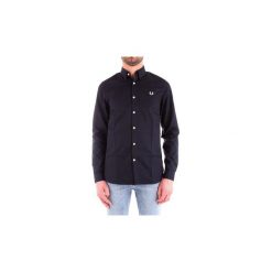 Koszule z długim rękawem Fred Perry M4533. Niebieskie koszule męskie Fred Perry, s, bez wzorów, bez kołnierzyka, z długim rękawem. Za 541,94 zł.