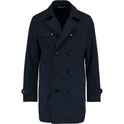 Benetton Prochowiec navy. Niebieskie płaszcze męskie Benetton, m, bez wzorów, z bawełny, bez kaptura. W wyprzedaży za 345,95 zł.