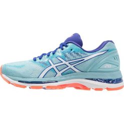 Buty sportowe damskie: ASICS GELNIMBUS 20 Obuwie do biegania treningowe porcelain blue/white/blue