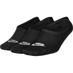 Skarpety Nike U NSW 3-pack Footie (SX6014-010). Czarne skarpetki damskie Nike, bez wzorów, z bawełny. Za 39,99 zł.