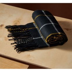 SZALIK MĘSKI. Niebieskie szaliki męskie Top Secret, bez wzorów, z tkaniny, eleganckie. W wyprzedaży za 29,99 zł.