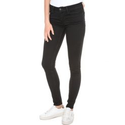 Levi's 710 Dżinsy Czarny. Czarne jeansy damskie Levi's®, s, bez wzorów, z elastanu. Za 430,95 zł.