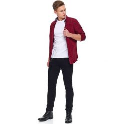 T-shirt z gładkiej dzianiny. Białe t-shirty męskie Top Secret, na jesień, m, z aplikacjami, z jeansu, sportowe, bez kołnierzyka, krótkie. Za 19,99 zł.