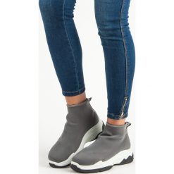 Modne buty sportowe FINLEY. Szare buty sportowe damskie marki Merg, bez wzorów, bez zapięcia. Za 109,90 zł.