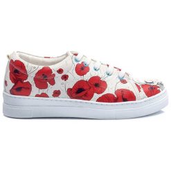 Sneakersy w kolorze biało-czerwonym. Czerwone sneakersy damskie Streetfly, z materiału. W wyprzedaży za 179,95 zł.
