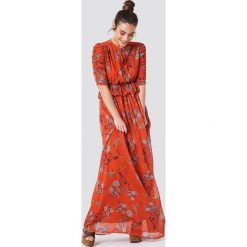Trendyol Sukienka maxi z marszczonym rękawem - Orange. Pomarańczowe sukienki damskie marki Trendyol, bez wzorów, z poliesteru, z falbankami, bez rękawów, maxi. Za 283,95 zł.