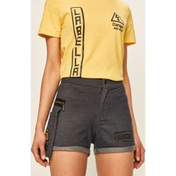 LaBellaMafia - Szorty. Niebieskie szorty damskie LABELLAMAFIA, s, z nadrukiem, z elastanu, casualowe, z podwyższonym stanem. Za 249,90 zł.