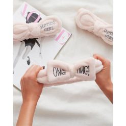 Różowa Opaska Fancify. Różowe opaski damskie marki other, z napisami. Za 29,99 zł.
