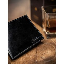 Portfel skórzany męski RFID PIERRE ANDREUS czarny. Czarne portfele męskie PIERRE ANDREUS, bez wzorów, ze skóry. Za 79,99 zł.