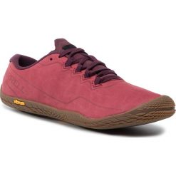 Buty MERRELL - Vapor Glove 3 Luna Ltr J94884 Pomegranate. Czerwone buty sportowe damskie Merrell, bez wzorów, ze skóry, sportowe, do biegania. Za 399,00 zł.