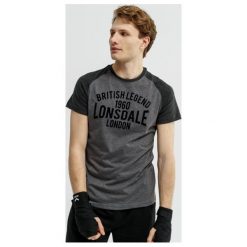 Lonsdale Koszulka Ss Tradescant , szary, rozmiar M. Szare koszulki męskie Lonsdale, m, z nadrukiem, z bawełny, klasyczne, z klasycznym kołnierzykiem, bez rękawów. W wyprzedaży za 59,99 zł.
