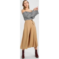 Bluzki damskie: Only Petite ONLSANDY OFF SHOULDER GINGHAM Bluzka white