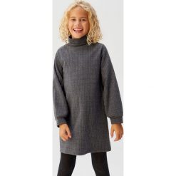 Mango Kids - Sukienka dziecięca Belen 110-164 cm. Szare sukienki dziewczęce Mango Kids, bez wzorów, z elastanu, casualowe, z długim rękawem, długie, maxi, proste. W wyprzedaży za 49,90 zł.