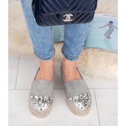 Espadryle damskie Bestelle L184 Szare. Szare espadryle damskie Bestelle, bez wzorów, z tworzywa sztucznego, bez obcasa. Za 99,00 zł.