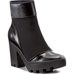 Botki CALVIN KLEIN JEANS - Sister R0587 Black. Czarne buty zimowe damskie Calvin Klein Jeans, z jeansu, na obcasie. W wyprzedaży za 379,00 zł.