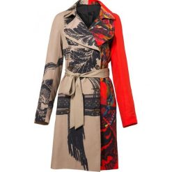 Desigual płaszcz damski Abrig Marzo, 36, beżowy. Brązowe kurtki damskie Desigual, bez wzorów, bez kaptura. W wyprzedaży za 589,00 zł.