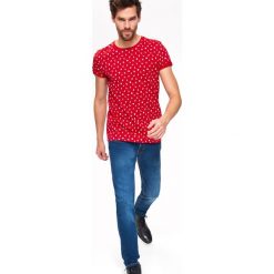 T-SHIRT XMASS. Czerwone t-shirty męskie marki Top Secret, na lato, xxl, z nadrukiem, z bawełny. W wyprzedaży za 19,99 zł.
